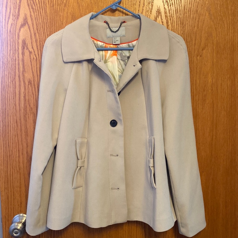 H & M jacket, beautiful lining, size 8